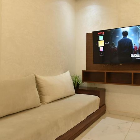 Bright 3-Br In Heart Of Kenitra-Perfect Summer Stay With Parking! Ngoại thất bức ảnh