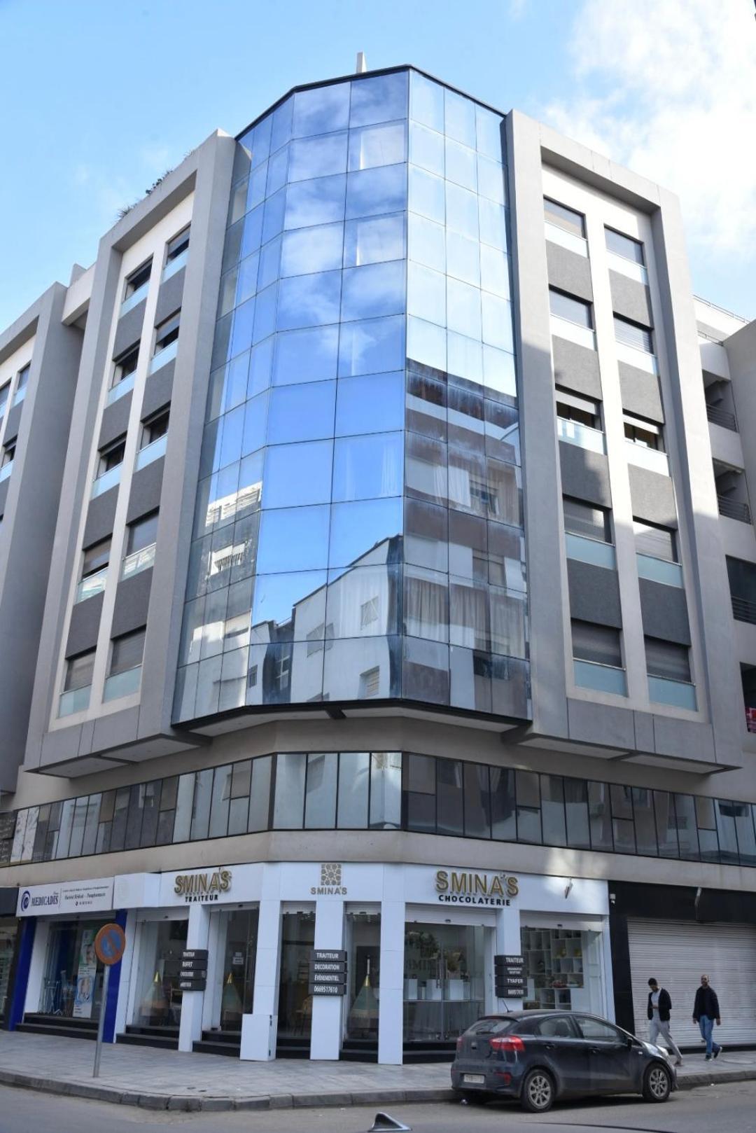 Bright 3-Br In Heart Of Kenitra-Perfect Summer Stay With Parking! Ngoại thất bức ảnh